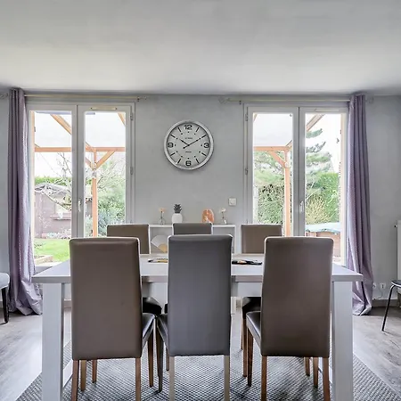 Holiday home Maison Du Lavoir